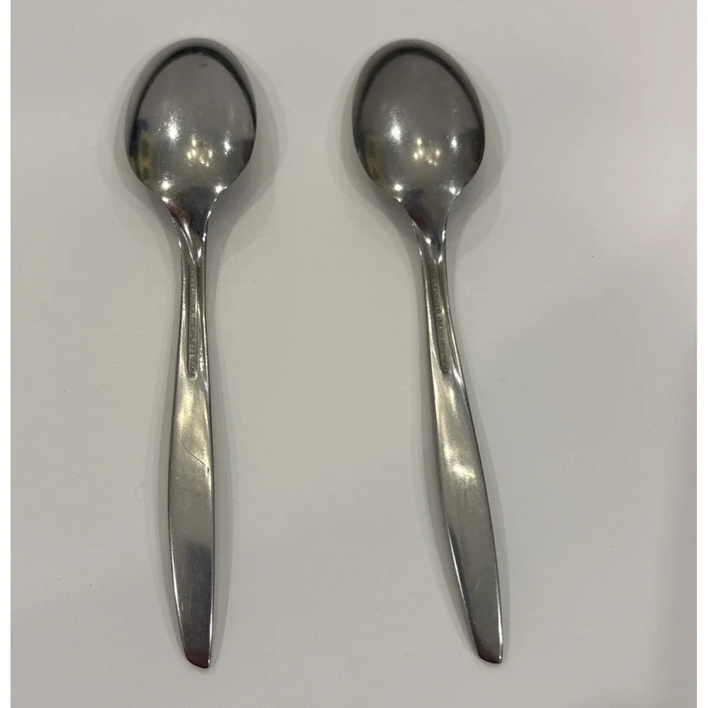 Lot of 2 International SCOPE Stainless Flatware Teaspoons